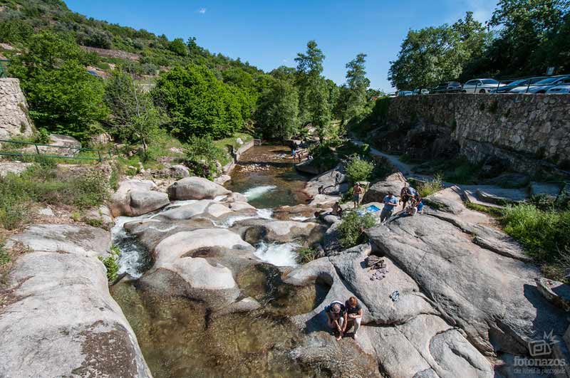 https://public.descubrelavera.com/garganta-la-olla/piscinas-naturales-garganta-la-olla-2.jpg