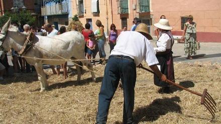 https://public.descubrelavera.com/jarandilla-de-la-vera/dia-antiguos-oficios-jarandilla-de-la-vera-1.jpg