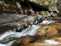 https://public.descubrelavera.com/posts/garguera_de_la_vera/actividades_riesgo_agua_garguera_de_la_vera_1.jpg