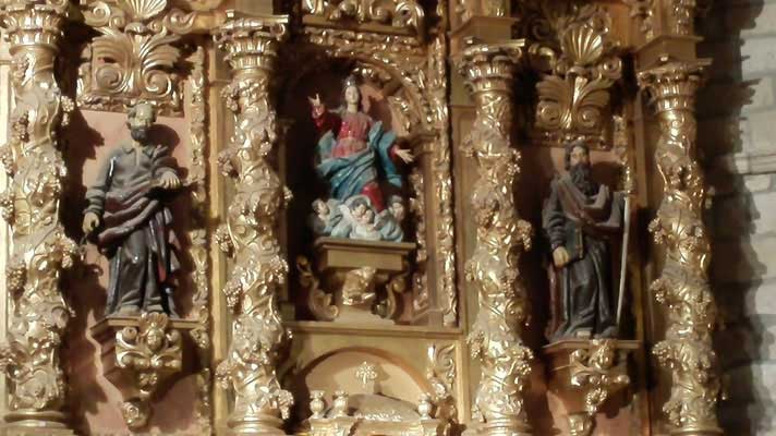 https://public.descubrelavera.com/posts/jaraiz-de-la-vera/casco-historico-jaraiz-de-la-vera-2.jpg