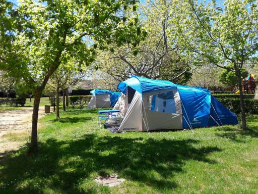 https://public.descubrelavera.com/posts/jarandilla-de-la-vera/camping-jaranda-jarandilla-de-la-vera-3.jpg