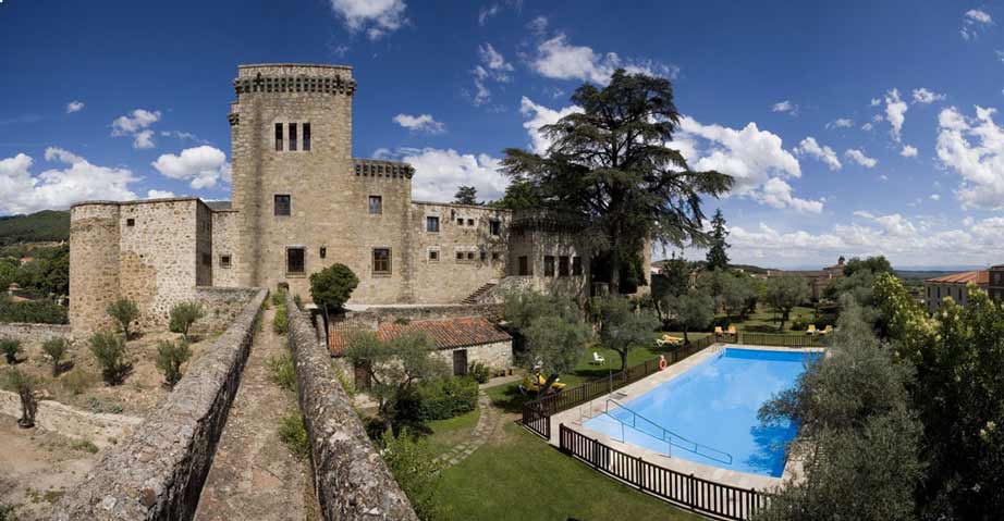 https://public.descubrelavera.com/posts/jarandilla-de-la-vera/parador-jarandilla-de-la-vera-3.jpg