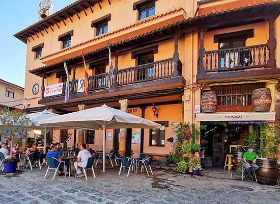https://public.descubrelavera.com/posts/la-vera-en-24h/terrazas-comarca-de-la-vera-2.jpg