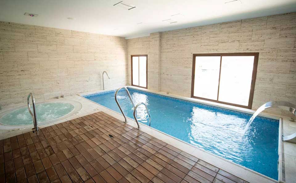 https://public.descubrelavera.com/posts/la-vera-en-pareja/spa-parejas-la-vera-1.jpg