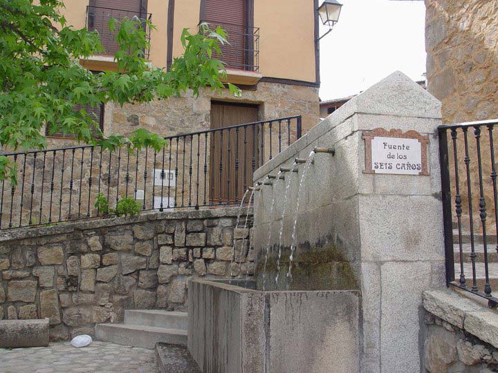 https://public.descubrelavera.com/posts/madrigal-de-la-vera/fuentes-madrigal-de-la-vera-1.jpg