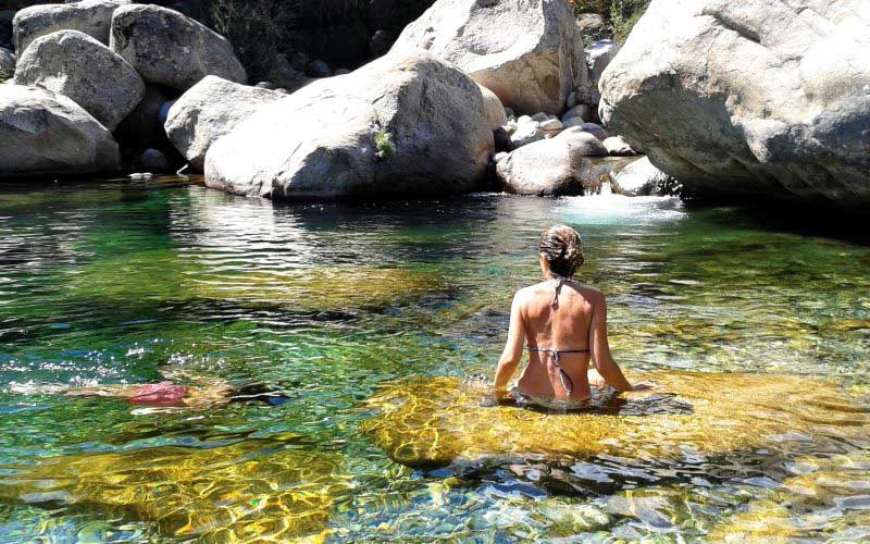 https://public.descubrelavera.com/posts/madrigal-de-la-vera/piscinas-naturales-madrigal-de-la-vera-1.jpg