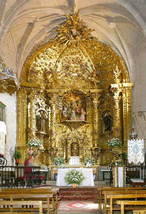 https://public.descubrelavera.com/posts/pasaron-de-la-vera/arquitectura-pasaron-de-la-vera-4.jpg