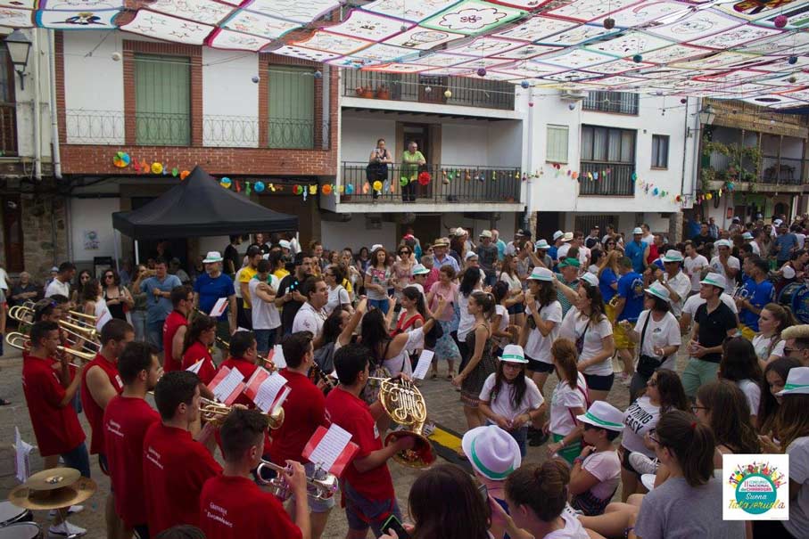 https://public.descubrelavera.com/posts/talaveruela-de-la-vera/suena-talaveruela-de-la-vera-2.jpg
