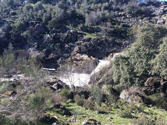 https://public.descubrelavera.com/posts/tejeda_de_tietar/chorrera-matagarcia-tejeda-de-tietar-3.jpg