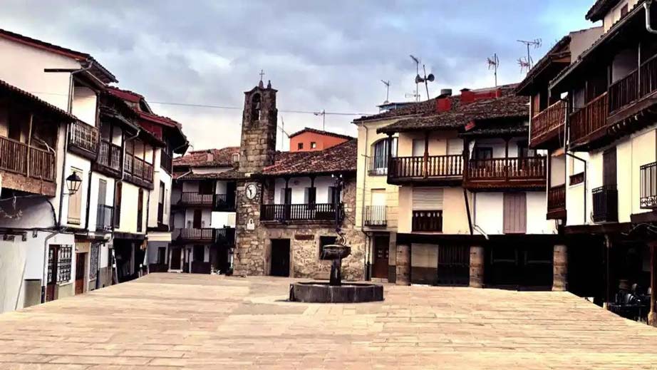 https://public.descubrelavera.com/posts/villanueva-de-la-vera/casco-historico-villanueva-de-la-vera-4.jpg