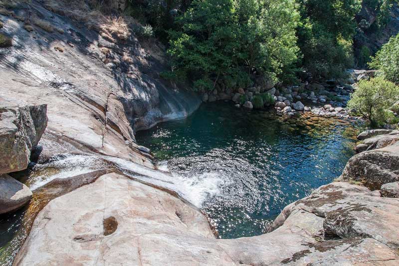 https://public.descubrelavera.com/posts/villanueva-de-la-vera/piscinas-naturales-villanueva-de-la-vera-5.jpg